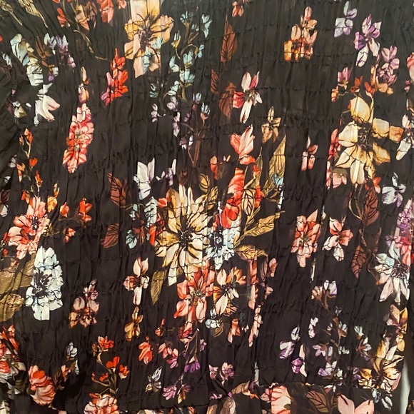 ECI Black Floral Long Sleeve Dress - Picture 6 of 10